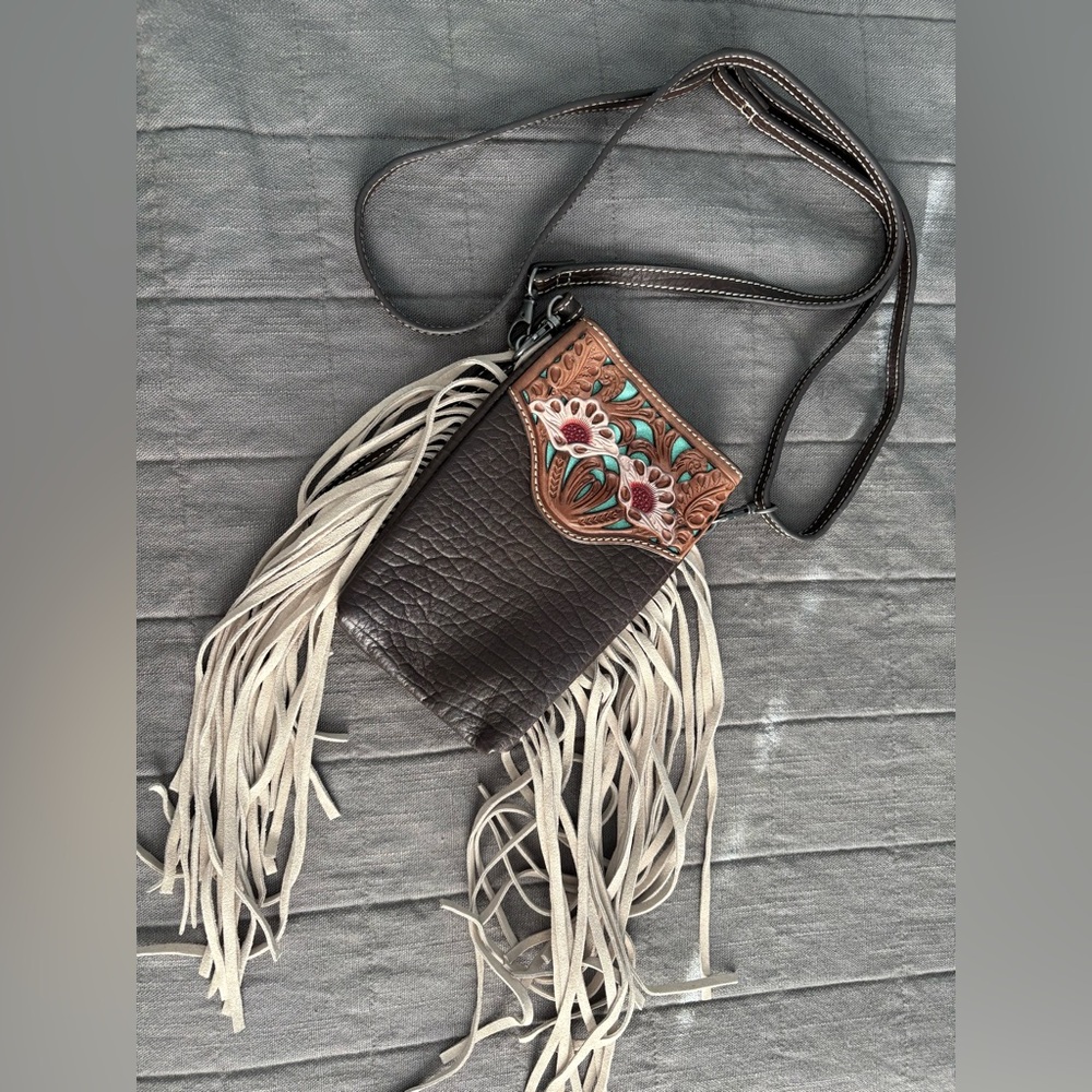 Ariat Monroe Cell Phone Leather Fringed Embroidered Crossbody Bag